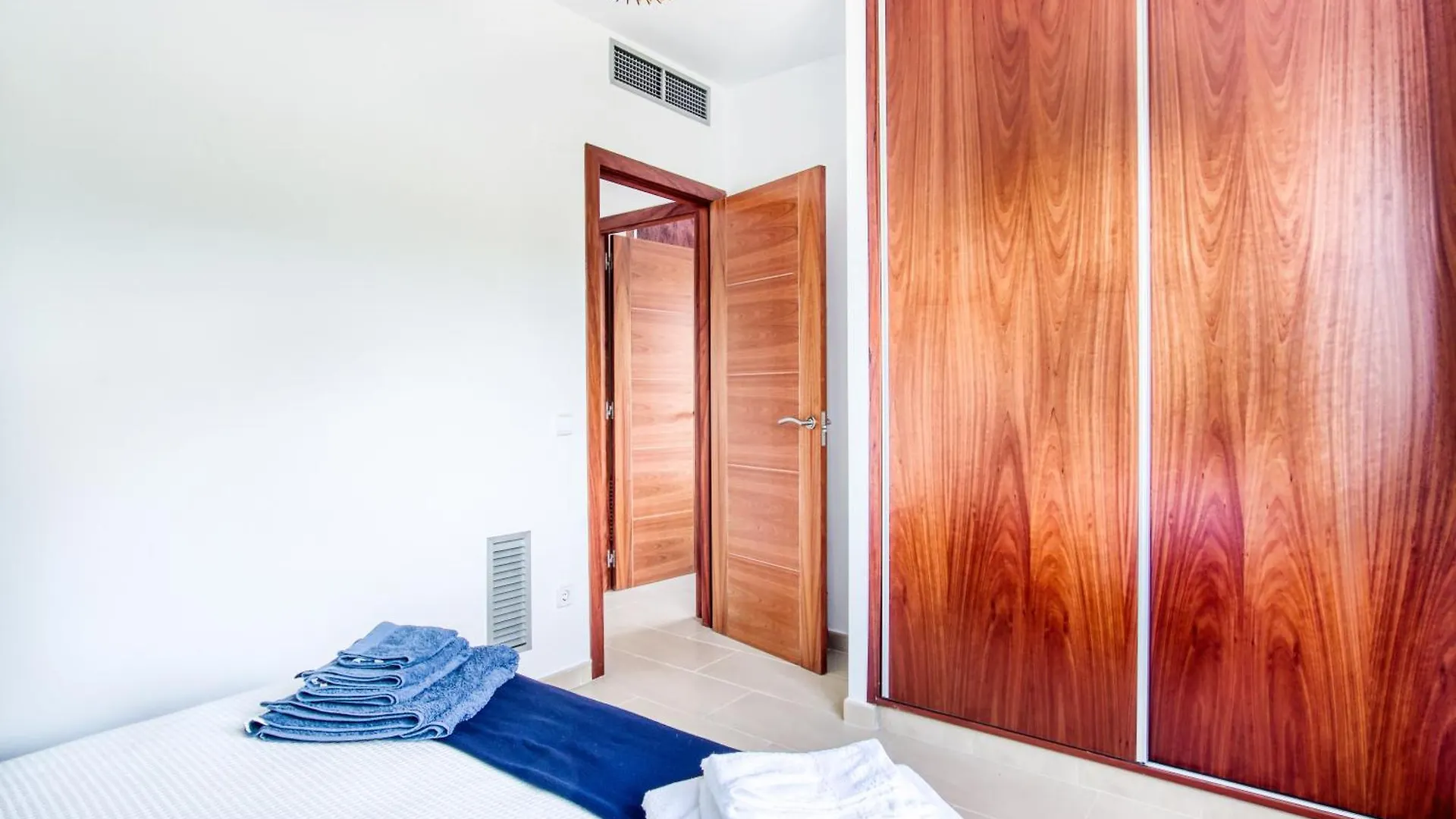 Fabulous Bellavista : Entre Mar Y Montanas Villa Bonmont Terres Noves 0*,
